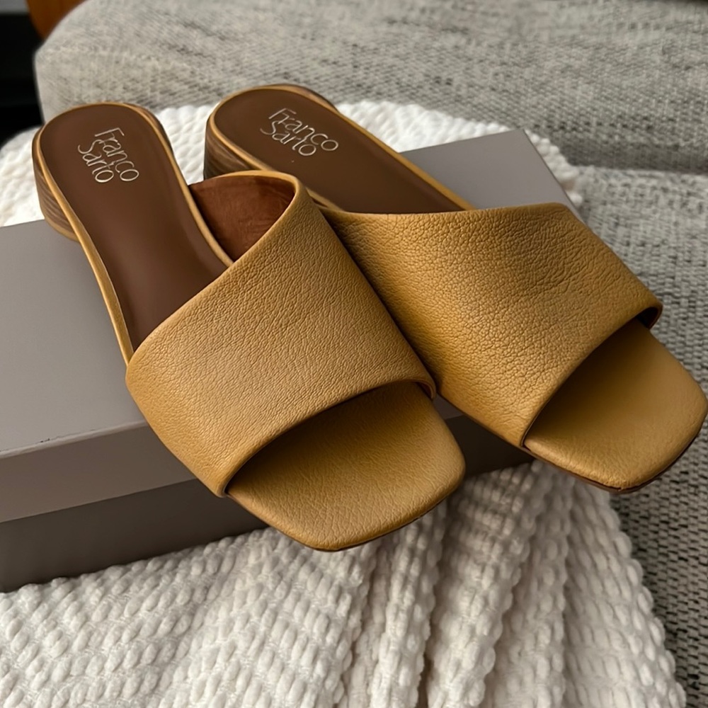 Franco Sarto sandal
